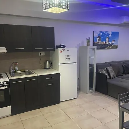 Appartement Dimitris House 4 *